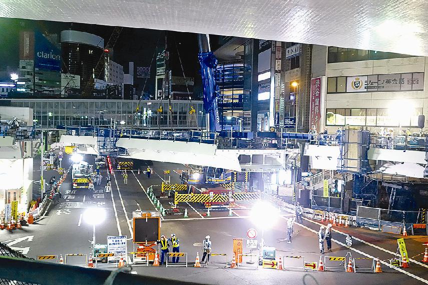 関東整備局 ２４６号渋谷駅東口歩道橋架替 東京都渋谷区 深夜に大規模桁架設 日刊建設工業新聞