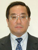 鈴木英二郎（すずき ひでじろう）氏