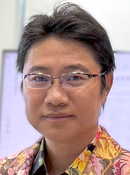 上嶋泰史氏