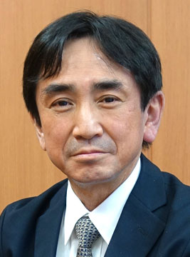 長谷川周夫氏