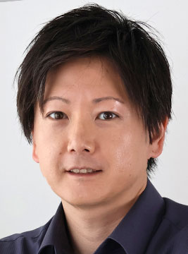 鈴木正泰氏